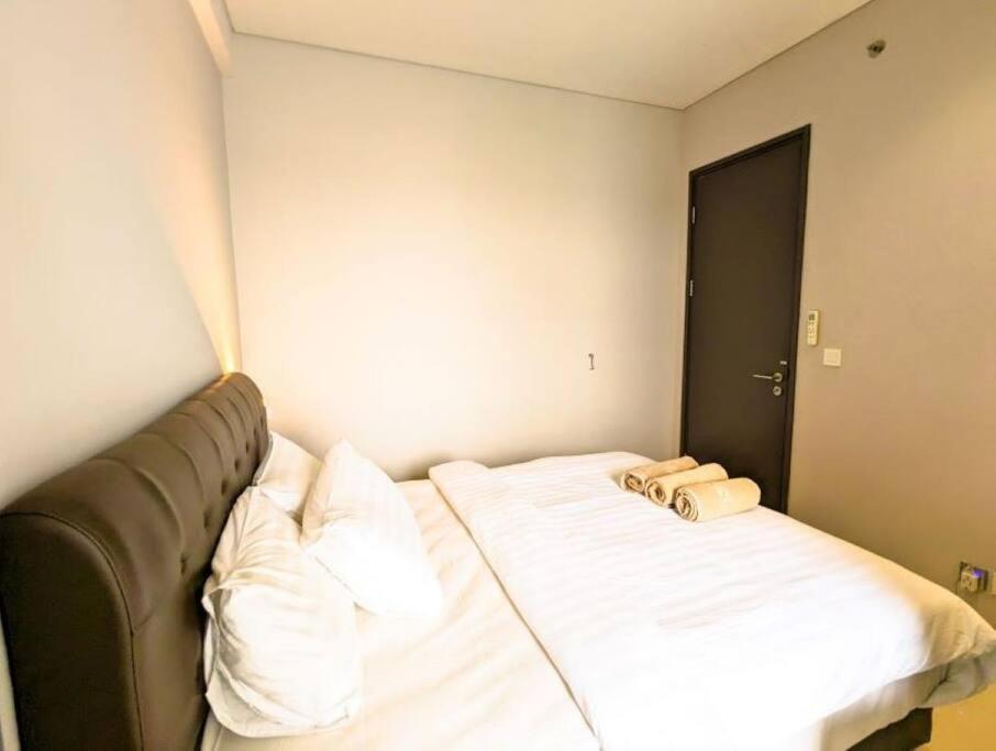 Lovina 5-aa At One Apartment Batam